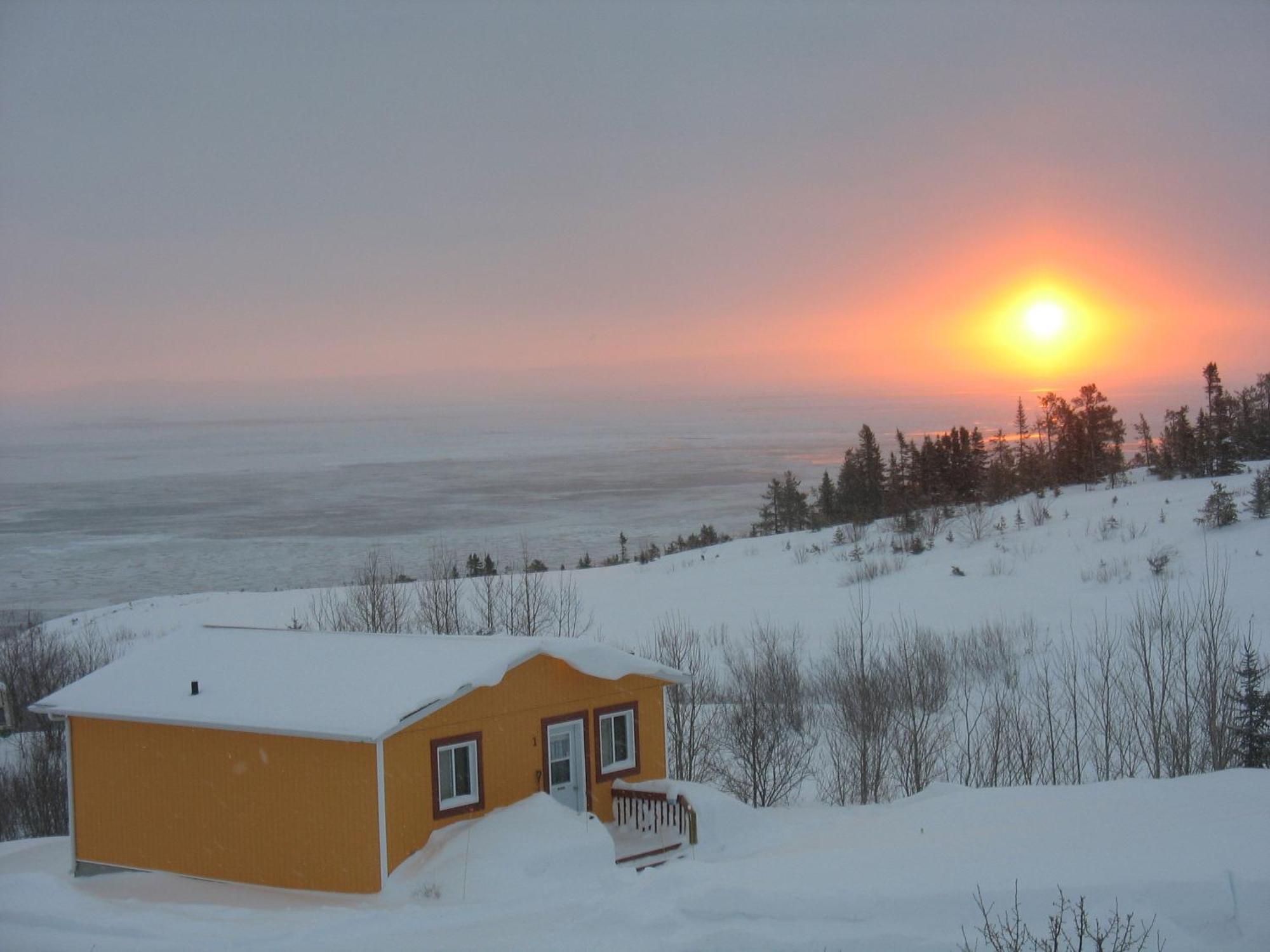 Les Chalets Au Bord De La Mer Les Escoumins Luaran gambar