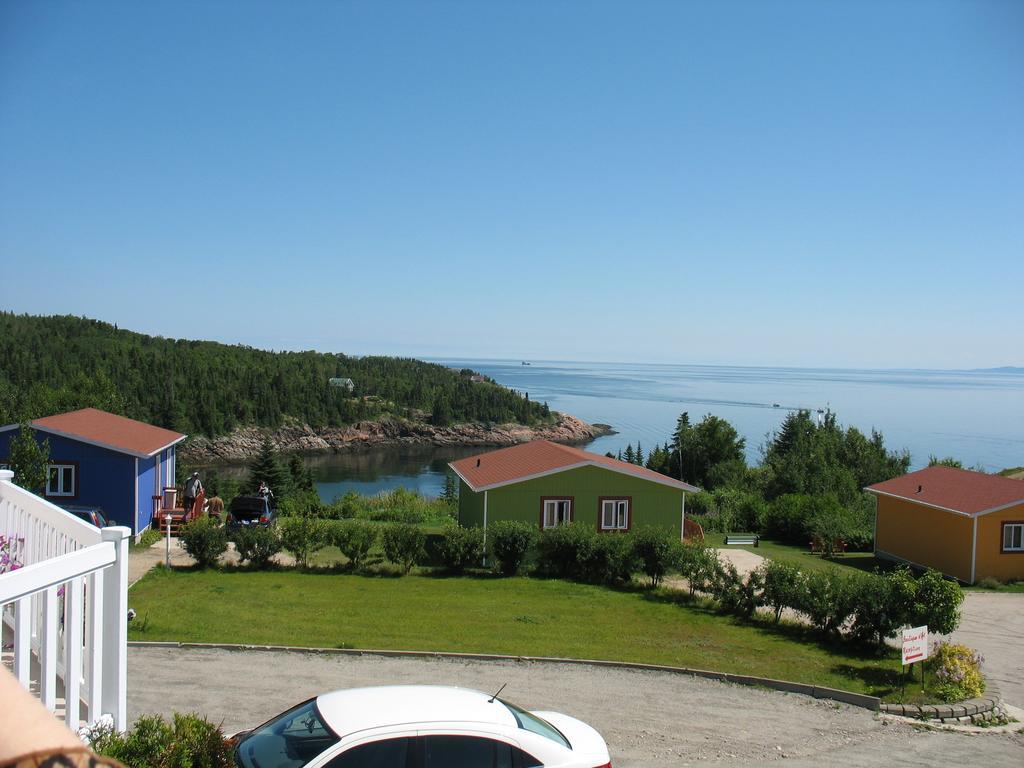 Les Chalets Au Bord De La Mer Les Escoumins Luaran gambar