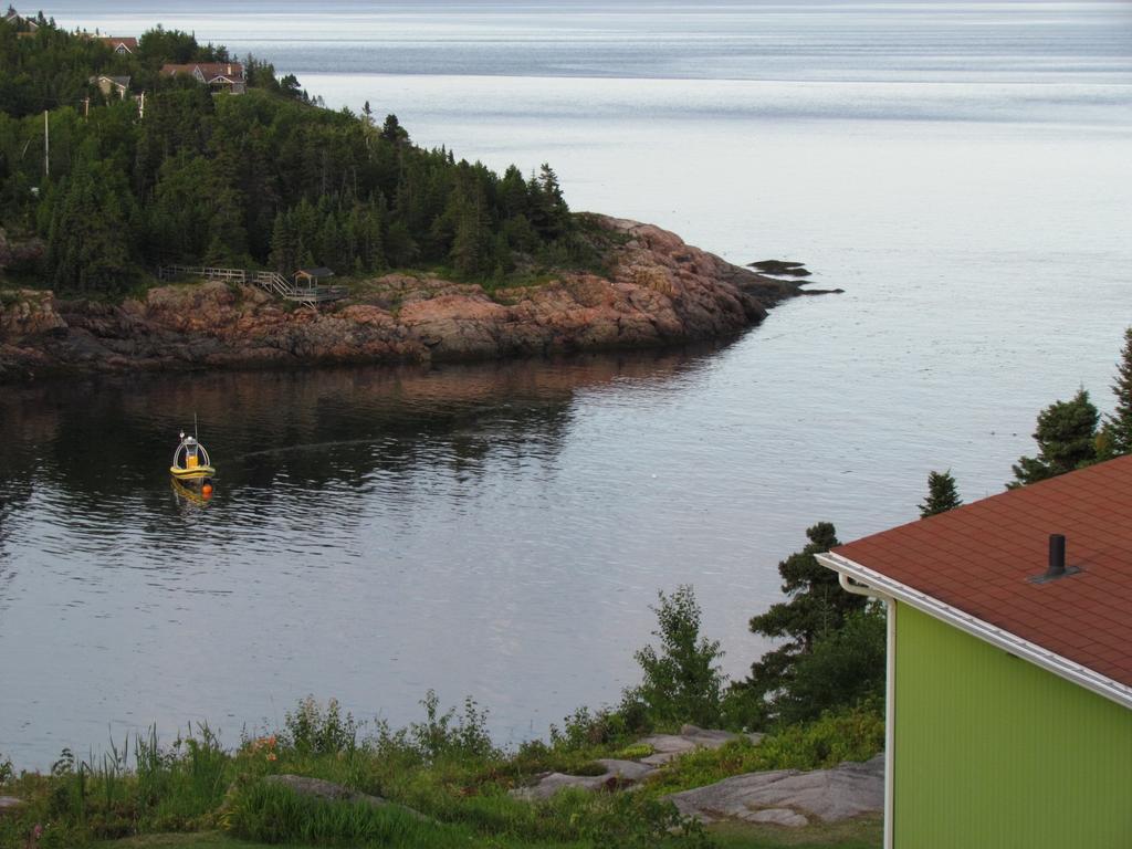 Les Chalets Au Bord De La Mer Les Escoumins Luaran gambar