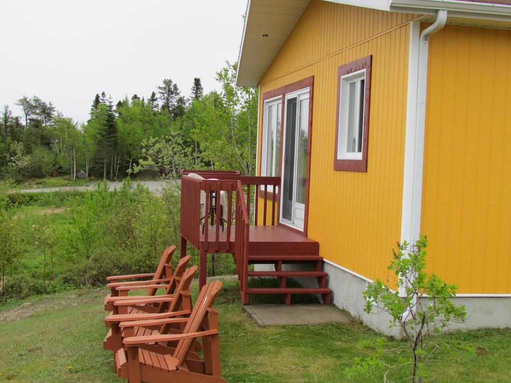 Les Chalets Au Bord De La Mer Les Escoumins Bilik gambar